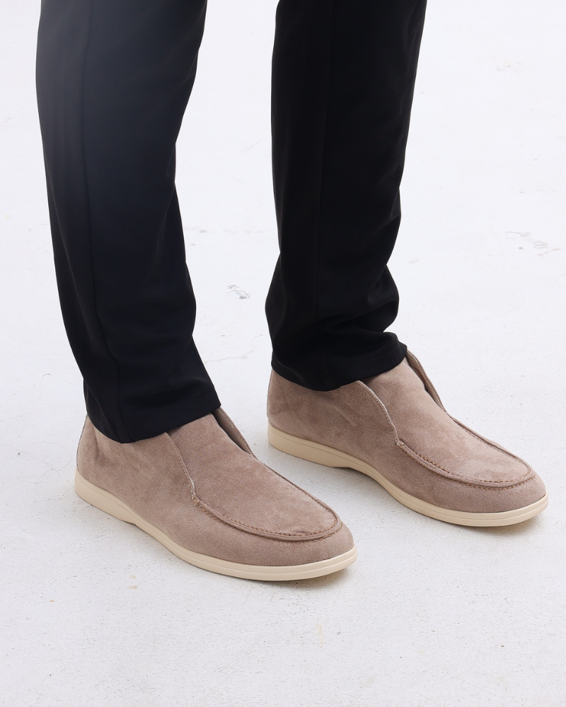 Moderner Mann WILDLEDER-SCHUHE